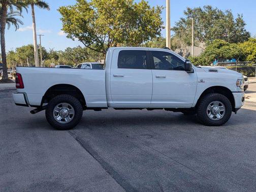 2023 RAM 2500 Big Horn Crew Cab 4x4 6'4' Box