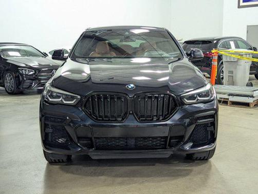 2023 BMW X6 xDrive40i