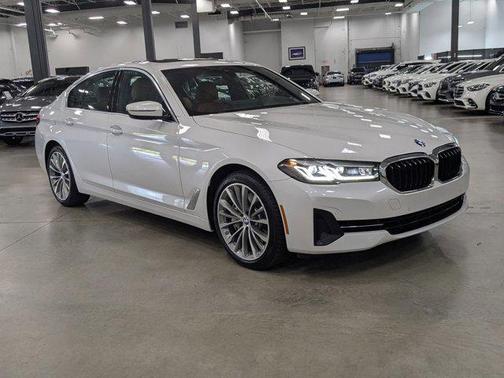 2022 BMW 540 i