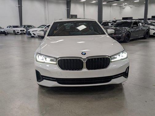 2022 BMW 540 i