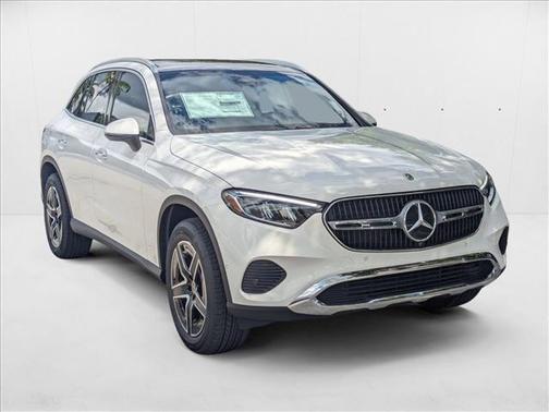 2026 Mercedes-Benz GLC 300 4MATIC