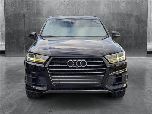 2019 Audi Q7 55 Premium Plus