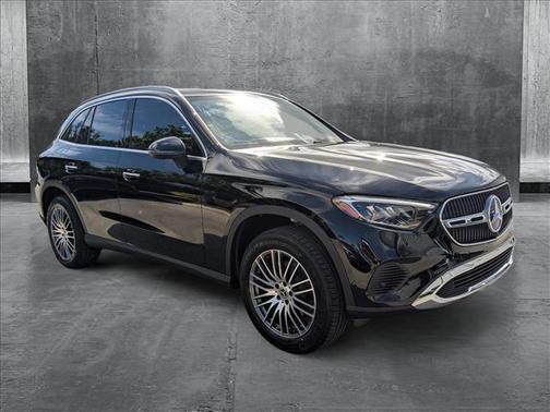 2025 Mercedes-Benz GLC 300 Base