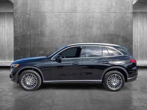 2025 Mercedes-Benz GLC 300 Base