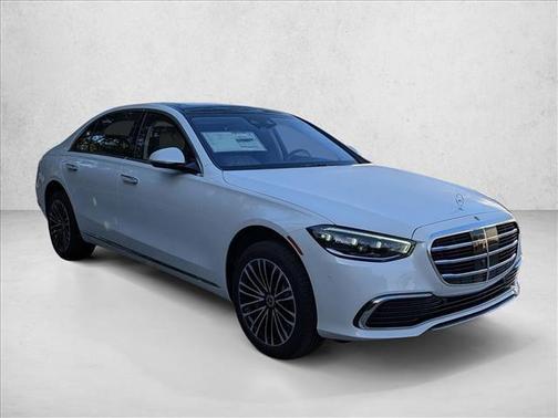 MANUFAKTUR Moonlight White Metallic 2026 Mercedes-Benz S-Class 4MATIC