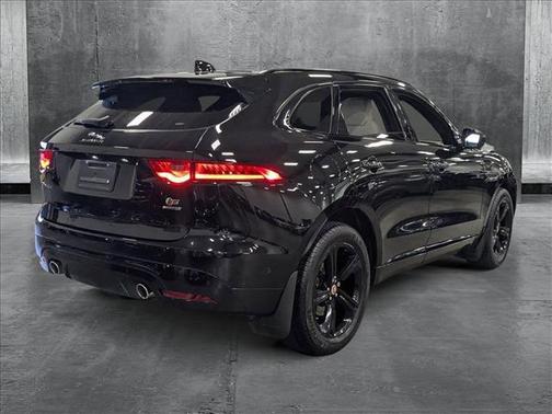 2019 Jaguar F-PACE S