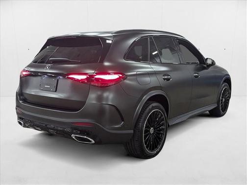 2026 Mercedes-Benz GLC 300 Base