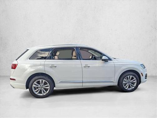 2019 Audi Q7 45 Premium