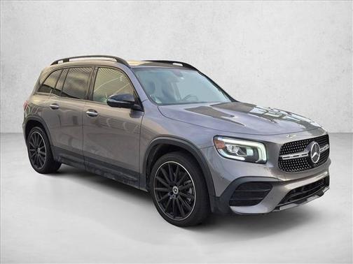 Mountain Grey Metallic 2022 Mercedes-Benz GLB 250 Base