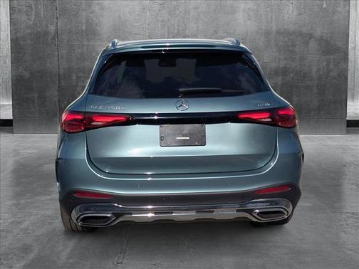 2025 Mercedes-Benz GLC 350e Base