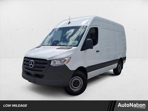 2025 Mercedes-Benz Sprinter 2500 Standard Roof
