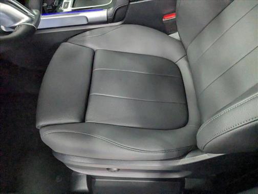 2025 Mercedes-Benz GLB 250 Base