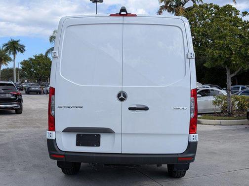 2025 Mercedes-Benz Sprinter 2500 Standard Roof