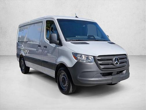 2025 Mercedes-Benz Sprinter 2500 Standard Roof