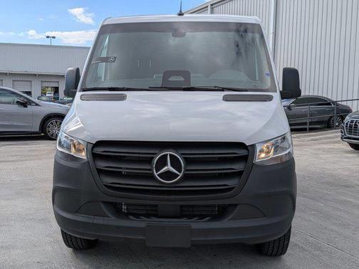 2025 Mercedes-Benz Sprinter 2500 Standard Roof