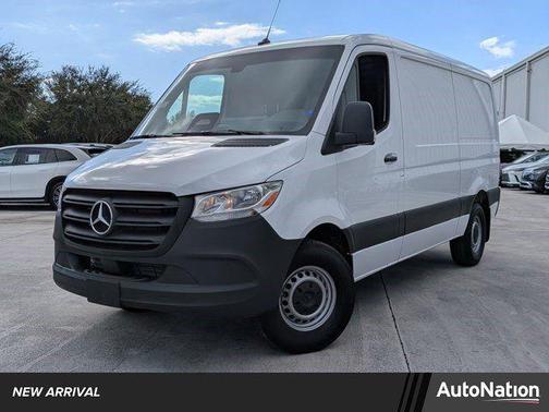 2025 Mercedes-Benz Sprinter 2500 Standard Roof