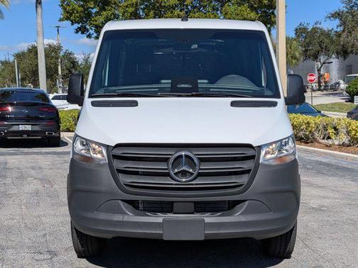 2025 Mercedes-Benz Sprinter 2500 Standard Roof