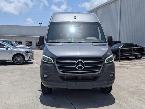 2024 Mercedes-Benz Sprinter 2500 Standard Roof