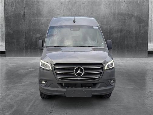 2024 Mercedes-Benz Sprinter 2500 Standard Roof