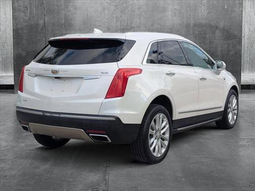 2017 Cadillac XT5 Platinum