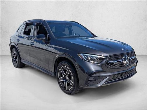 Graphite Grey Metallic 2025 Mercedes-Benz GLC 300 4MATIC