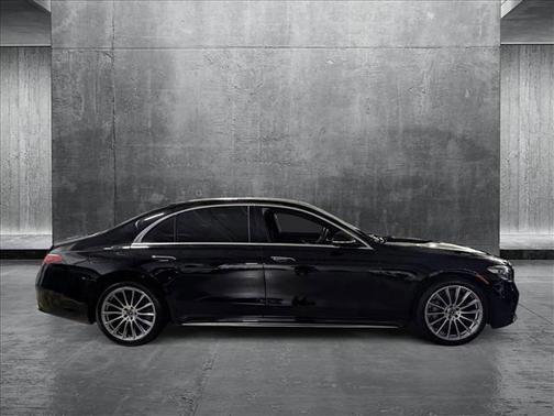 2023 Mercedes-Benz S-Class 4MATIC