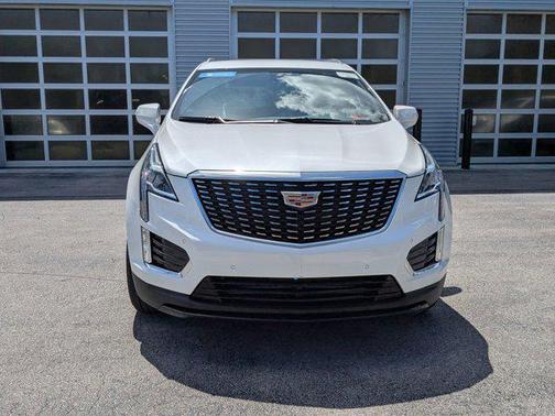 2024 Cadillac XT5 Luxury