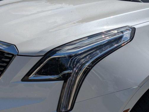 2024 Cadillac XT5 Luxury