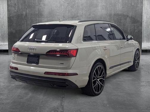 2022 Audi Q7 55 Prestige