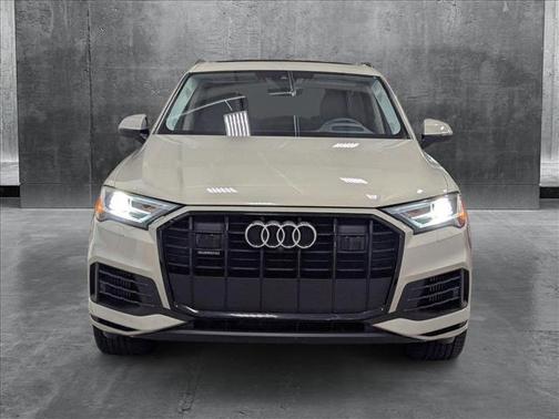 2022 Audi Q7 55 Prestige
