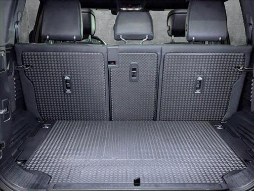 2024 Land Rover Defender 110 P400 X