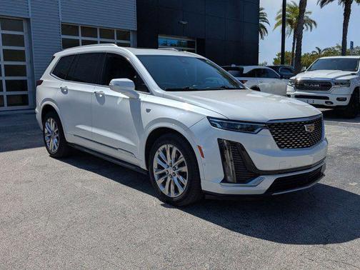 2020 Cadillac XT6 Premium Luxury FWD