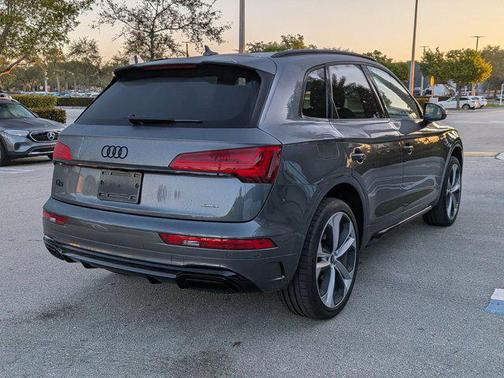2025 Audi Q5 45 S line Premium Plus