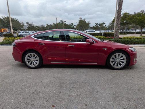 2016 Tesla Model S 90D