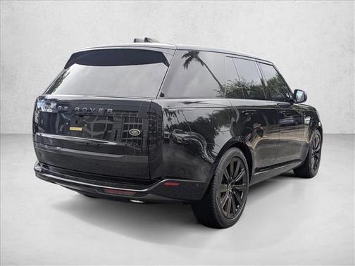 2023 Land Rover Range Rover P400 SE