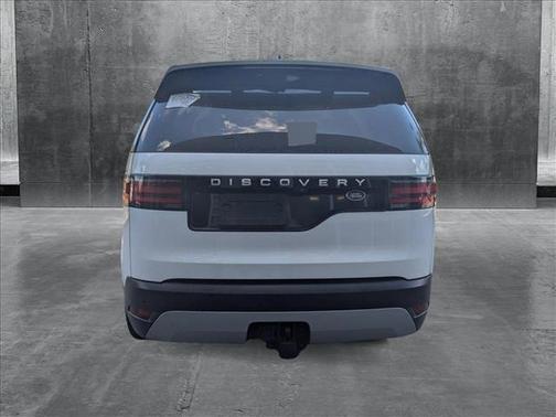 2023 Land Rover Discovery P300 S