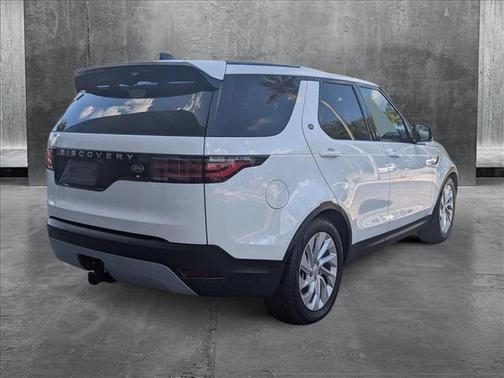 2023 Land Rover Discovery P300 S