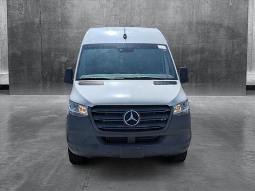 2022 Mercedes-Benz Sprinter 2500 Standard Roof