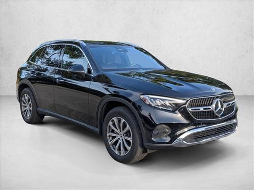 Black 2024 Mercedes-Benz GLC 300 4MATIC