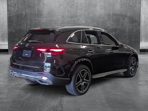 2025 Mercedes-Benz GLC 300 Base