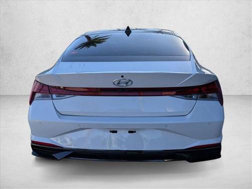 2021 Hyundai ELANTRA Limited