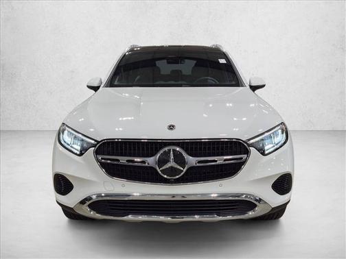 Polar White 2026 Mercedes-Benz GLC 300 Base