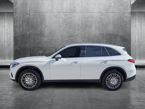 2025 Mercedes-Benz GLC 300 Base