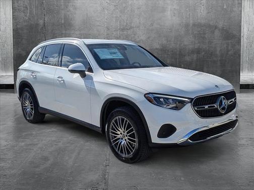 2025 Mercedes-Benz GLC 300 Base