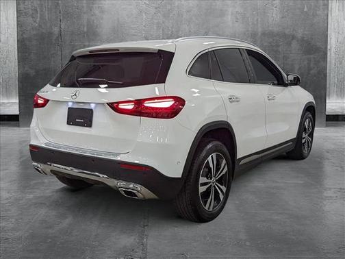 2025 Mercedes-Benz GLA 250 Base