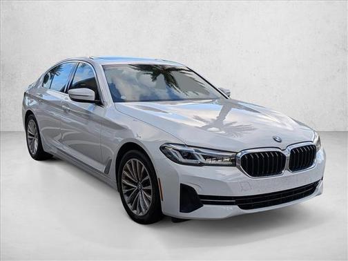2021 BMW 540 540i