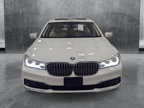 2019 BMW 750 I