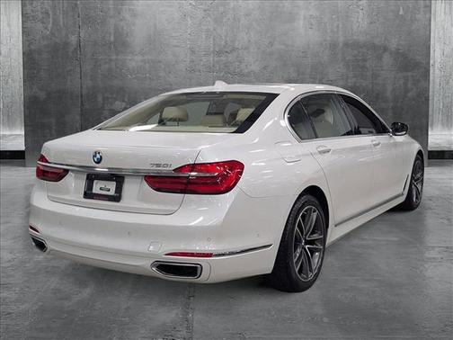 2019 BMW 750 I