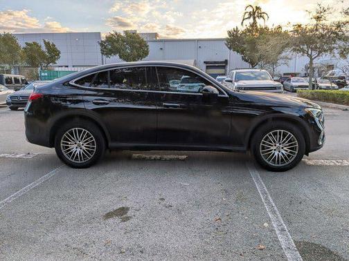 2025 Mercedes-Benz GLC 300 4MATIC Coupe