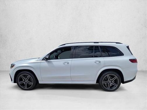 MANUFAKTUR Signature Moonlight White Magno 2026 Mercedes-Benz GLS 450 4MATIC